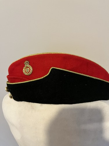 Seitenmütze mit abzeichen - seitenmÜtze,